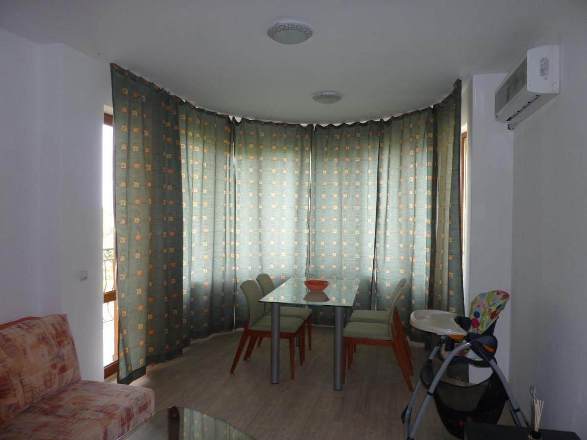 Апартаменти Riviera Sea Villageapartments *